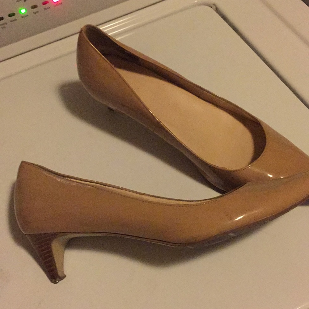 Cole haan nude patent heels